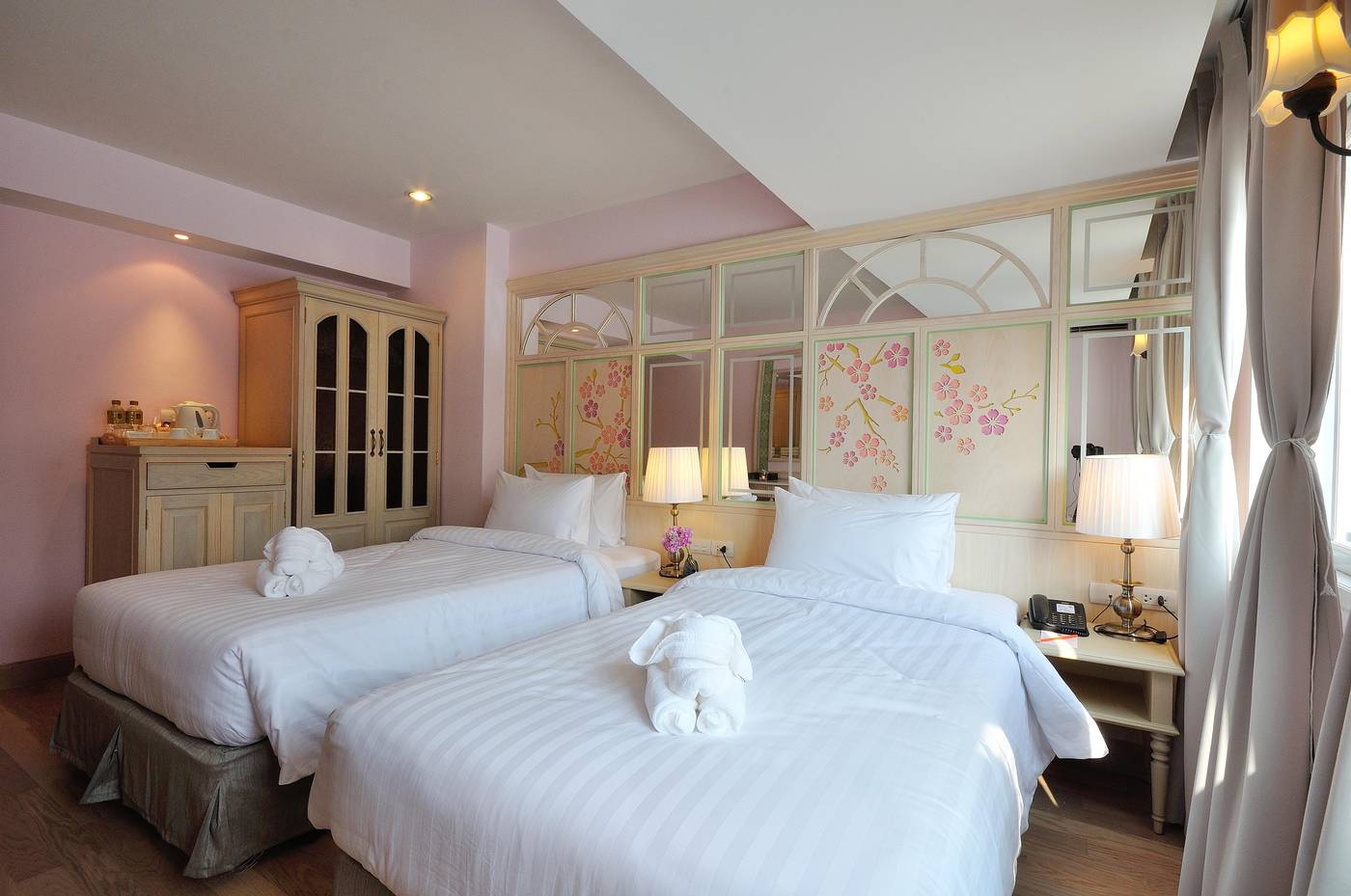 La-Petite-Salil-Sukhumvit-11-Room-9