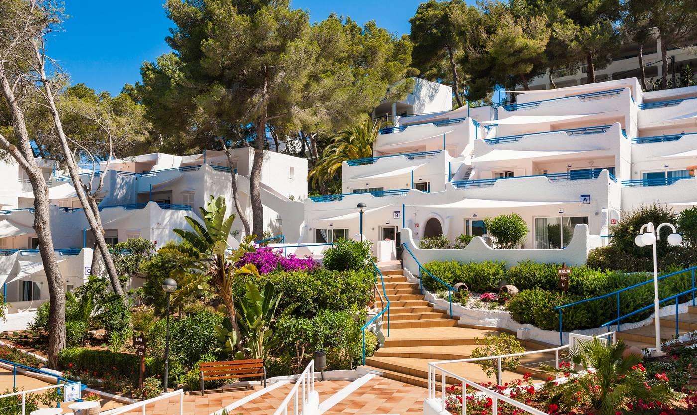 Globales-Montemar-Terrace-11