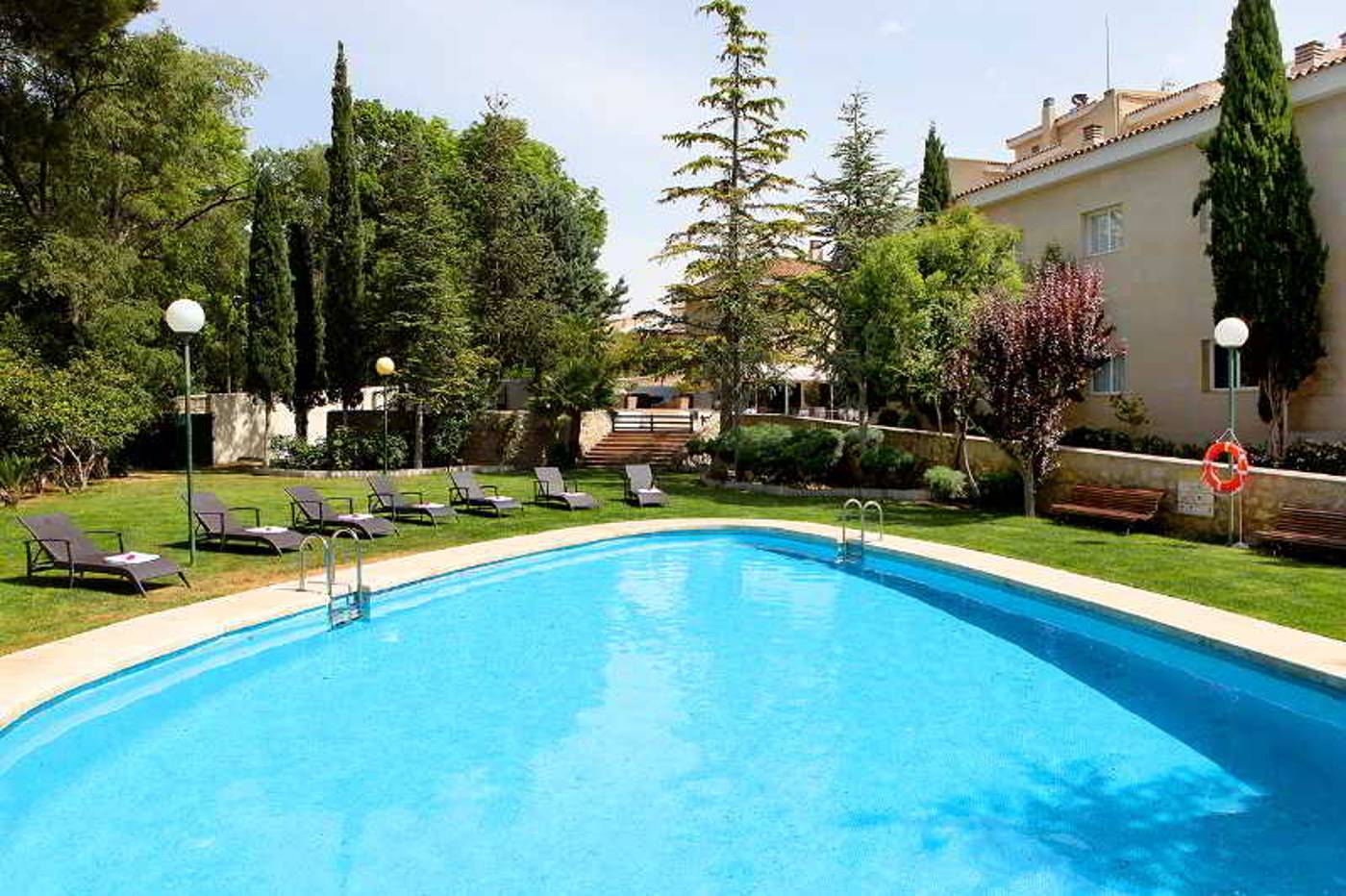 Villa-de-Biar-Pool-1