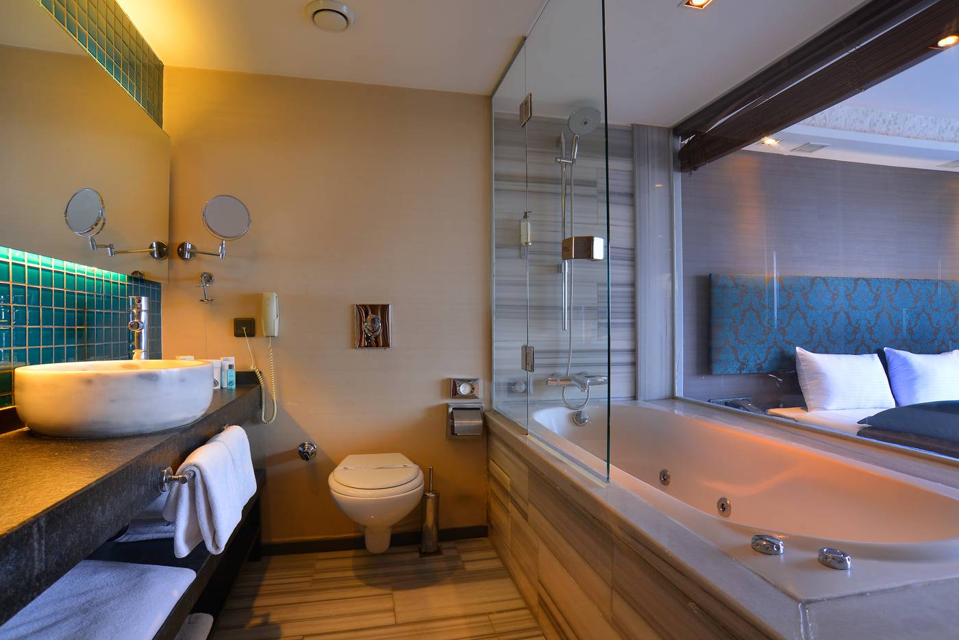 Pera-Tulip-Hotel-Room-12