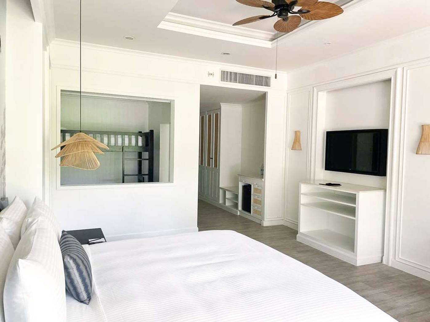 Outrigger-Koh-Samui-Beach-Resort-Room-33