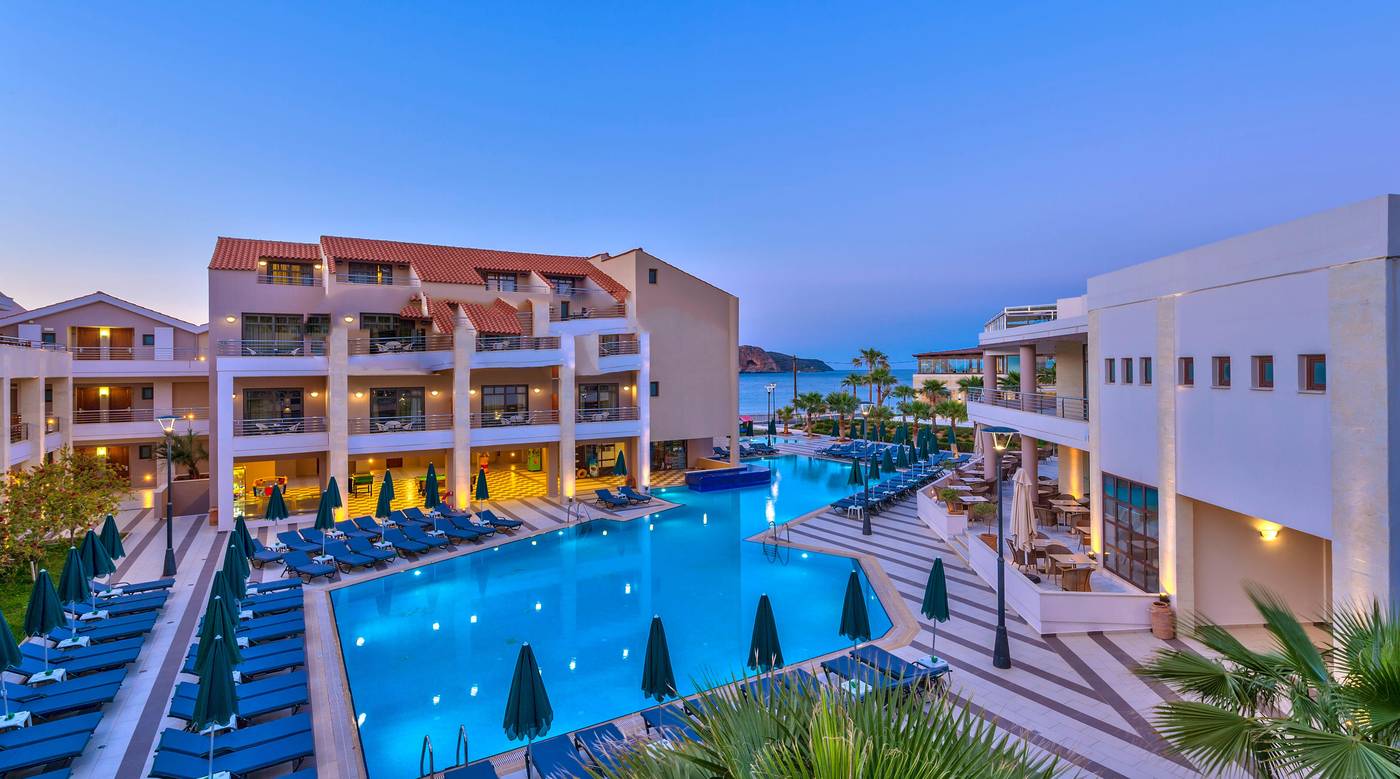 Porto-Platanias-General-view-1