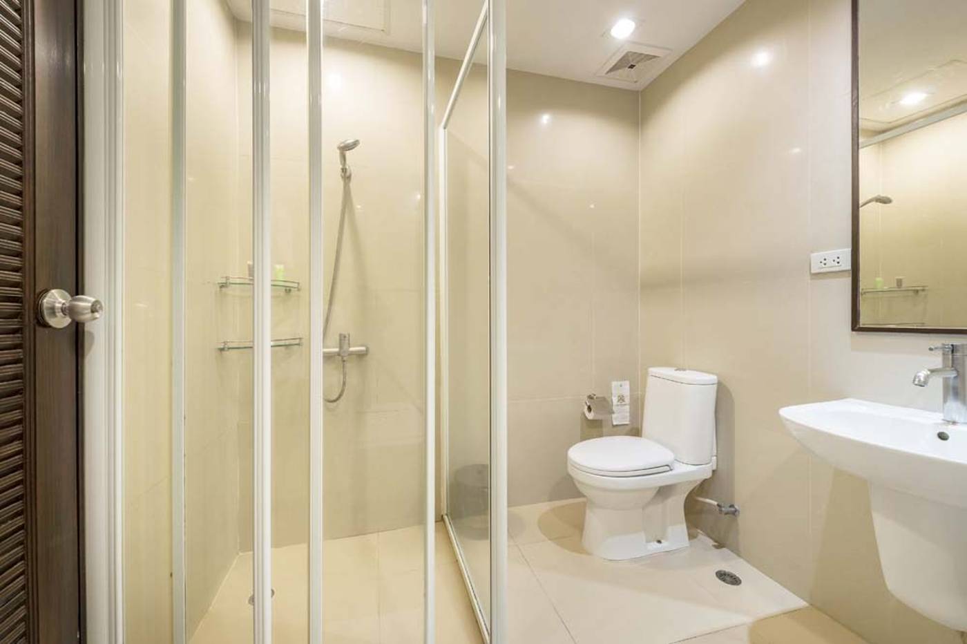 Qiu-Hotel-Sukhumvit-Room-22