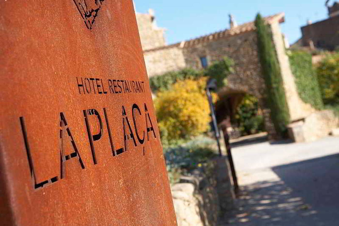 La Plaça Madremanya-Spain-MADREMANYA-General view-1