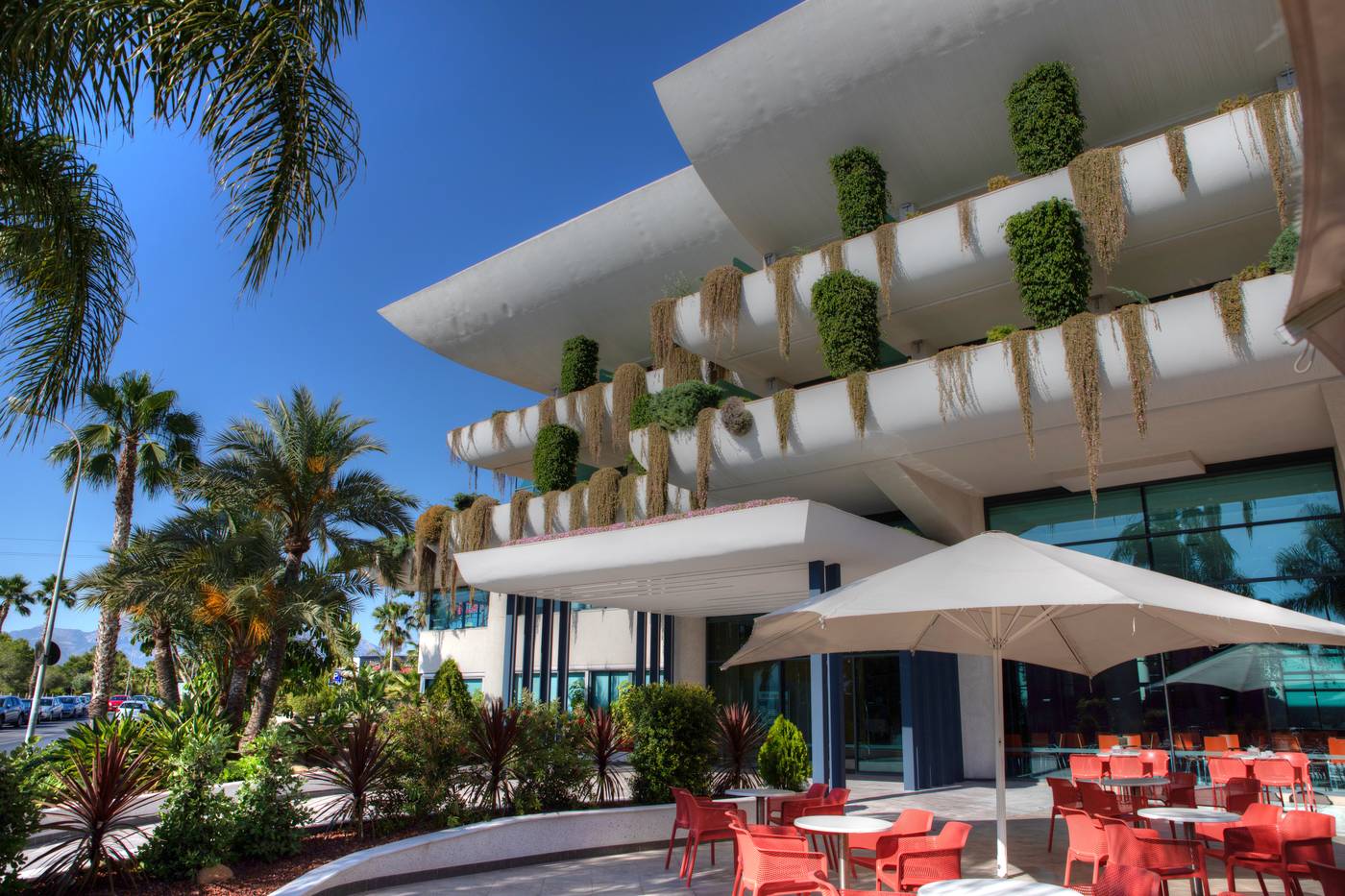 Deloix-Aqua-Center-Hotel-Bar-12