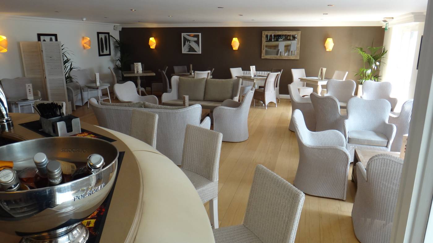 La-Place-Hotel-Bar-6