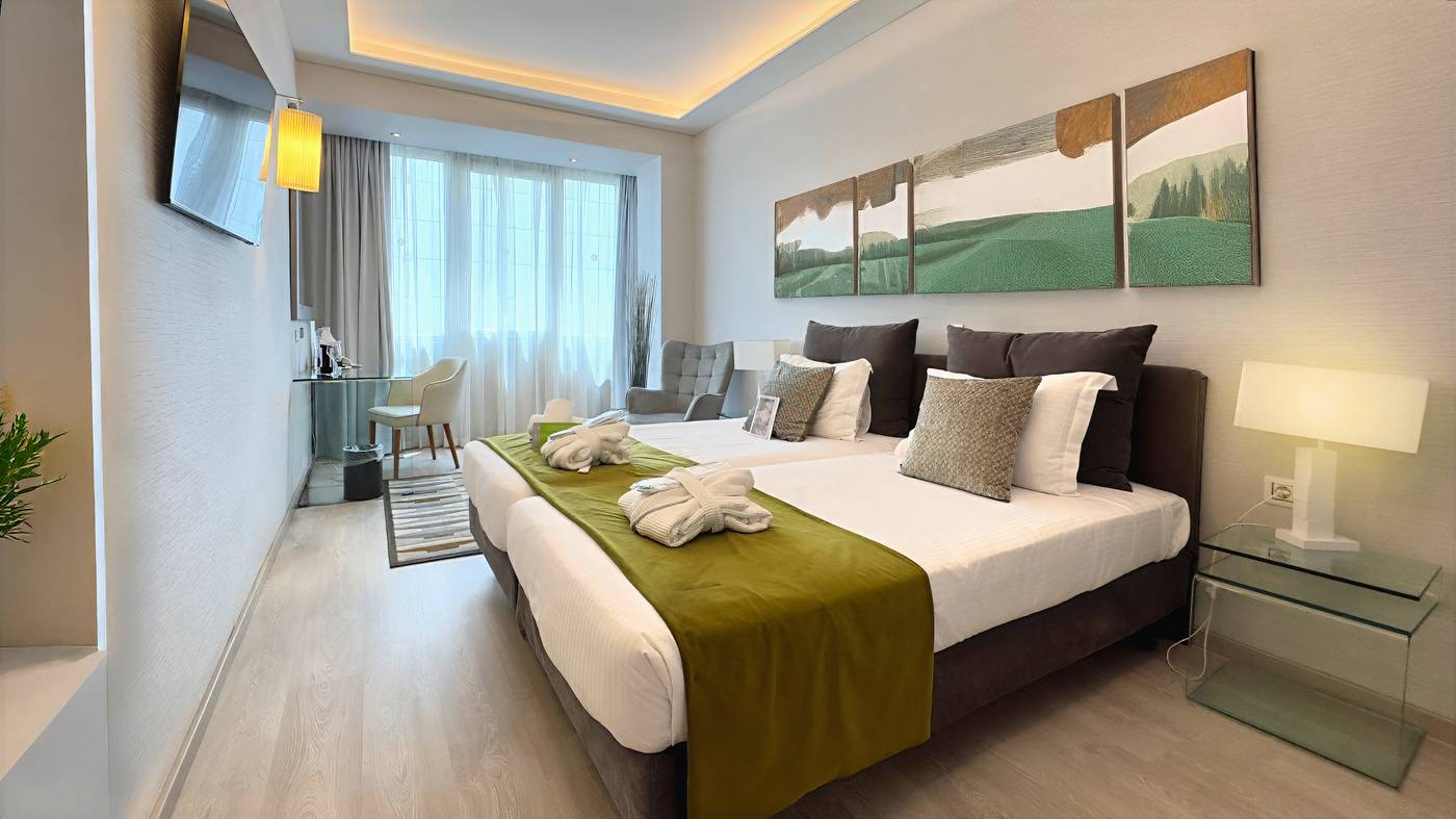 St--George-Lycabettus-Room-12