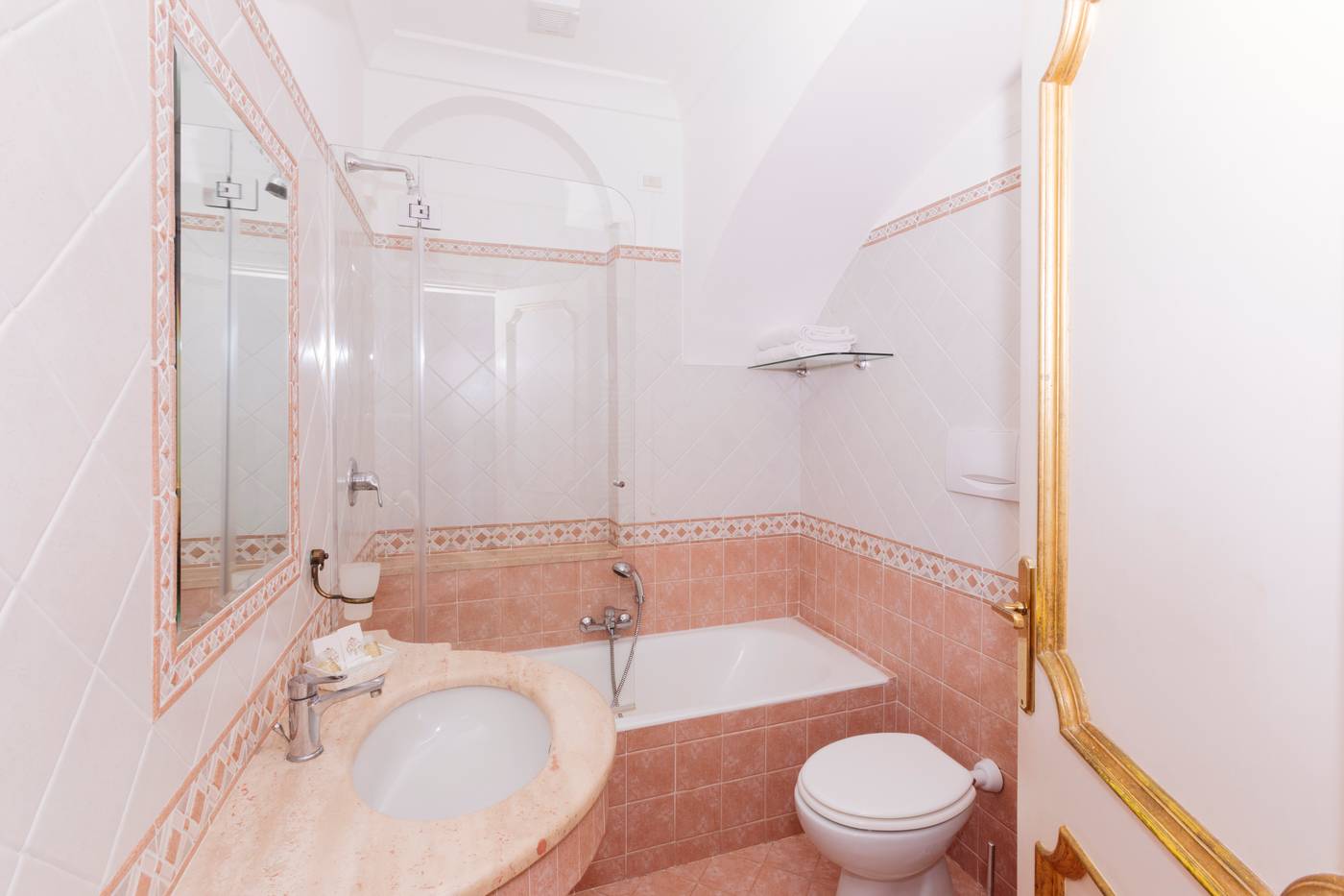 Hotel-Conca-D-Oro-Room-40