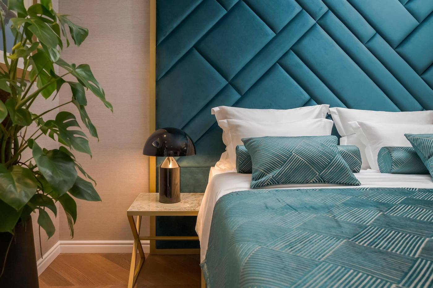 Five-Elements-Luxury-Rooms-Room-5