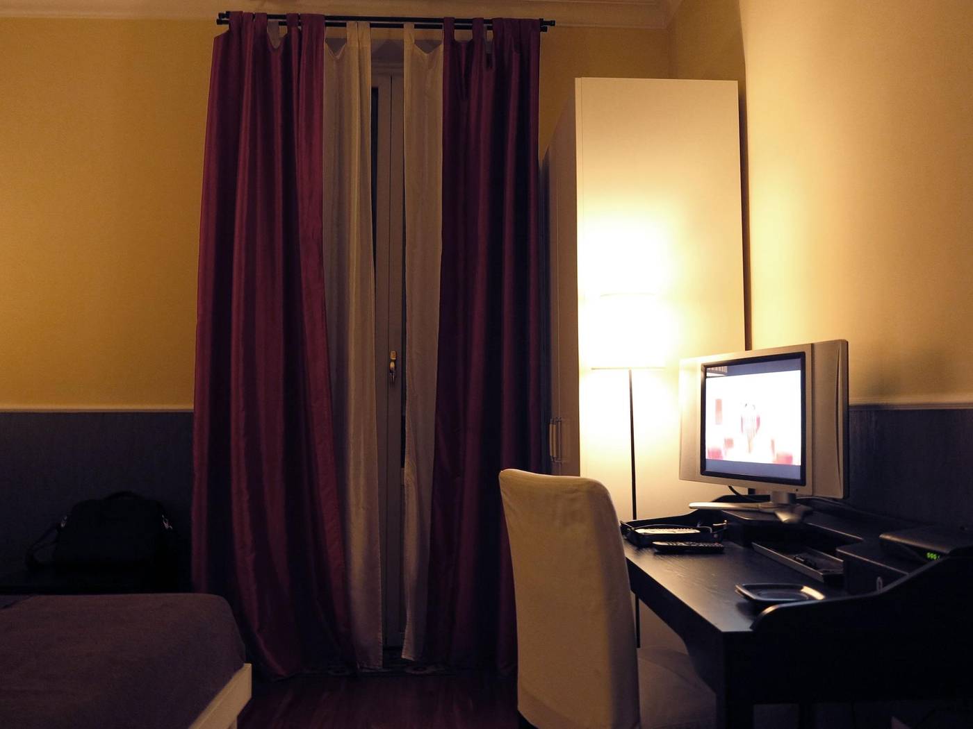 At-Your-Place-Room-7