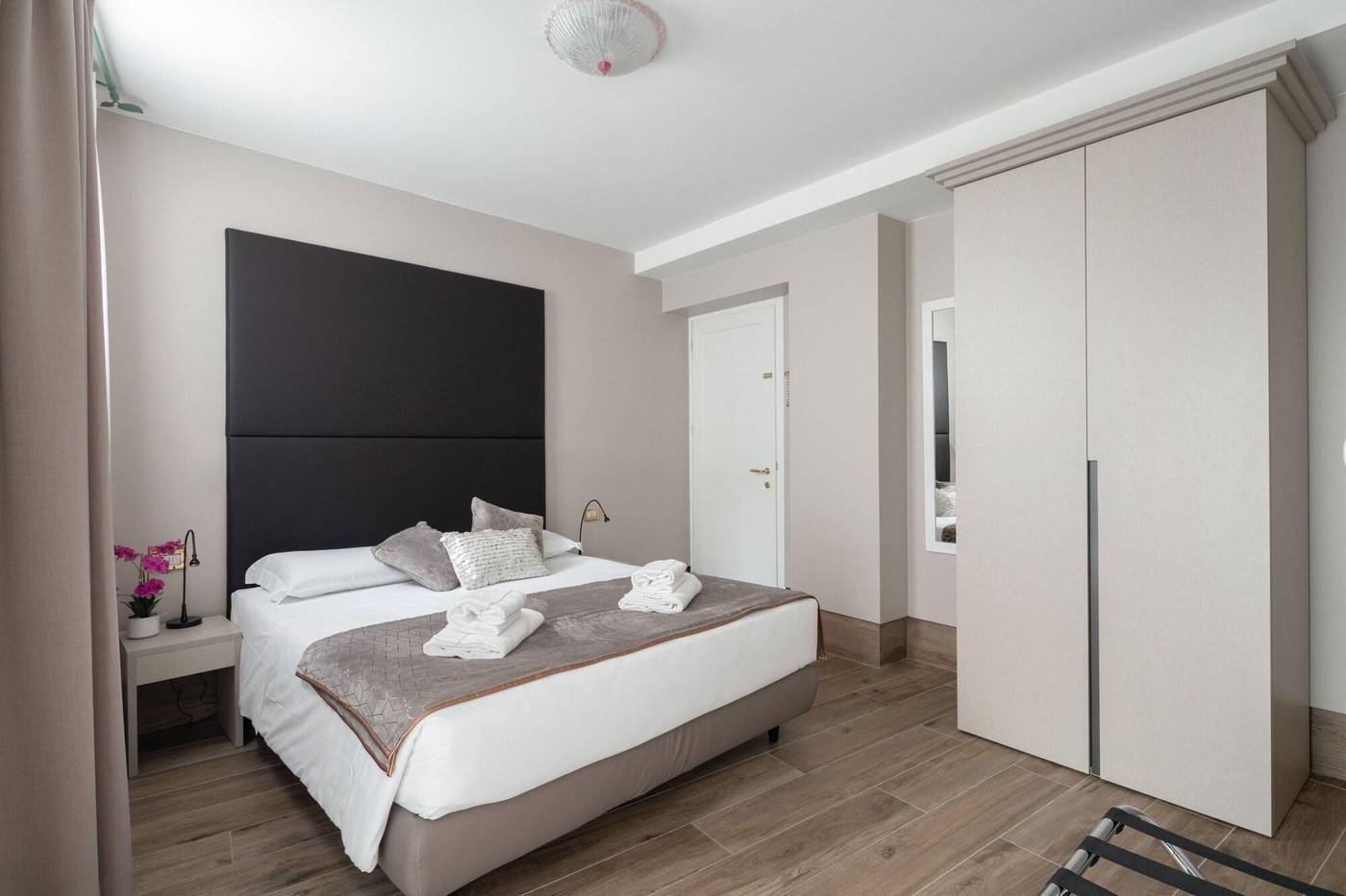 Hotel-Herion-Room-18