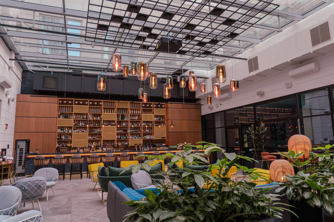 Golden-Tulip-Warsaw-Center-Bar-16