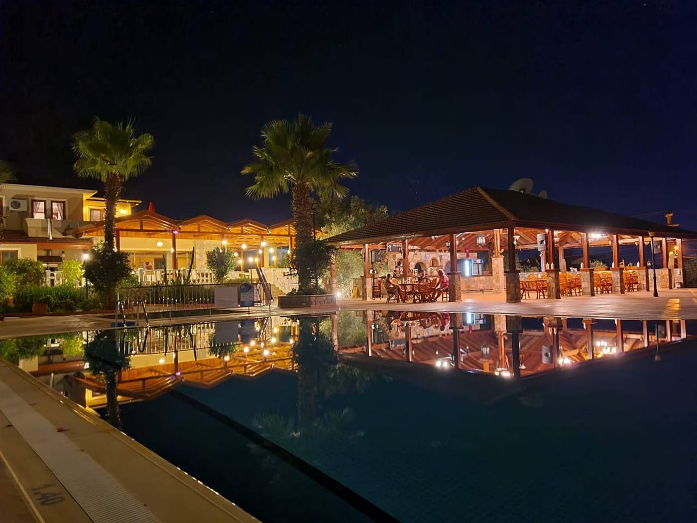 Celay Hotel