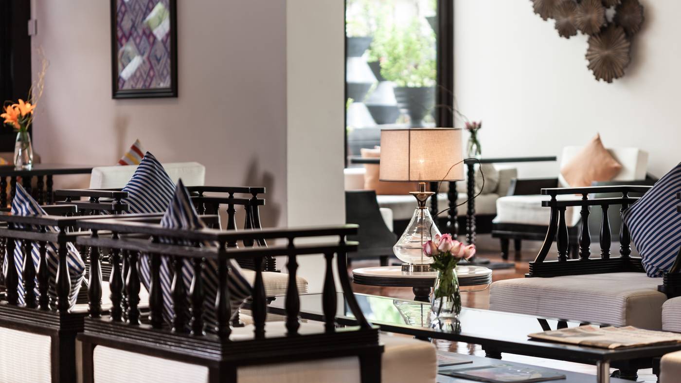 Movenpick-Hotel-Sukhumvit-15-Bangkok-Lobby-25