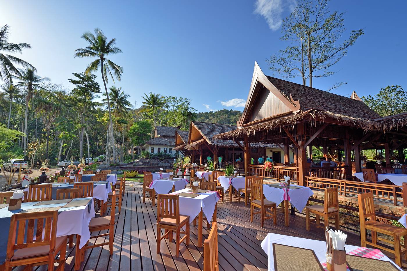 Aonang-Fiore-Resort--SHA-Extra-Plus---Restaurant-10