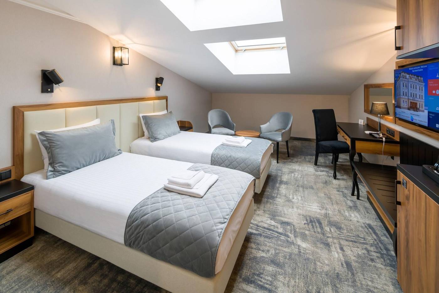 Sky-Hotel-Krakow-Room-17