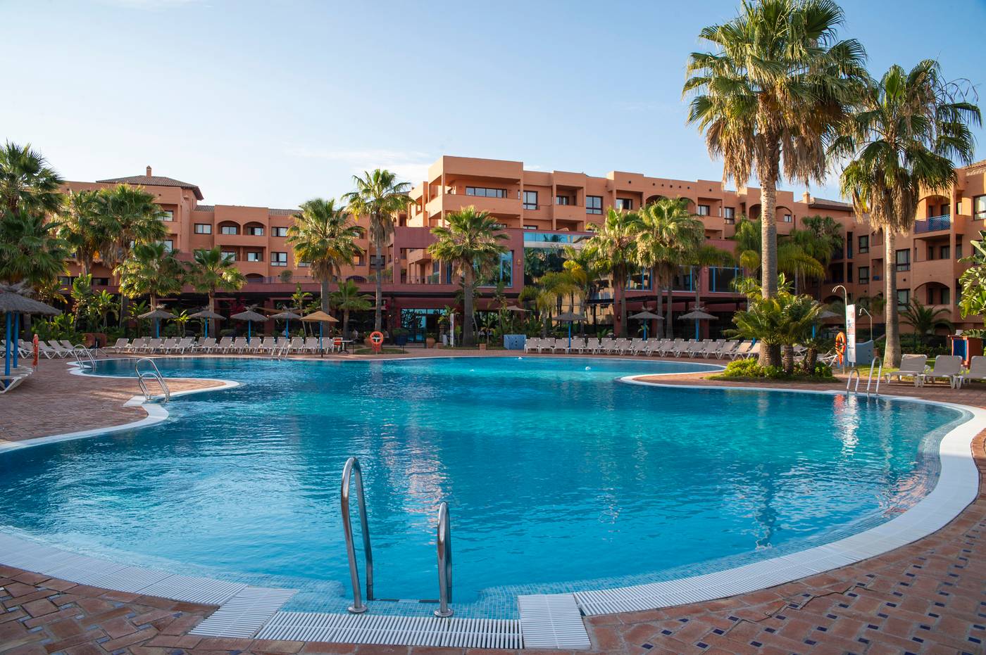 Hotel-OH-Nice-Caledonia-Pool-2