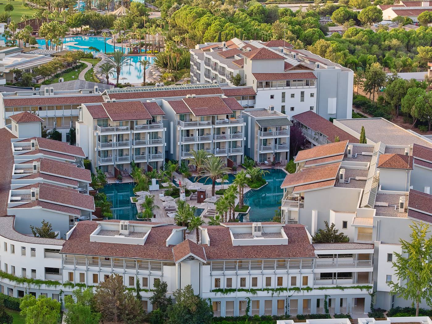 Lara-Barut-Collection-General-view-7