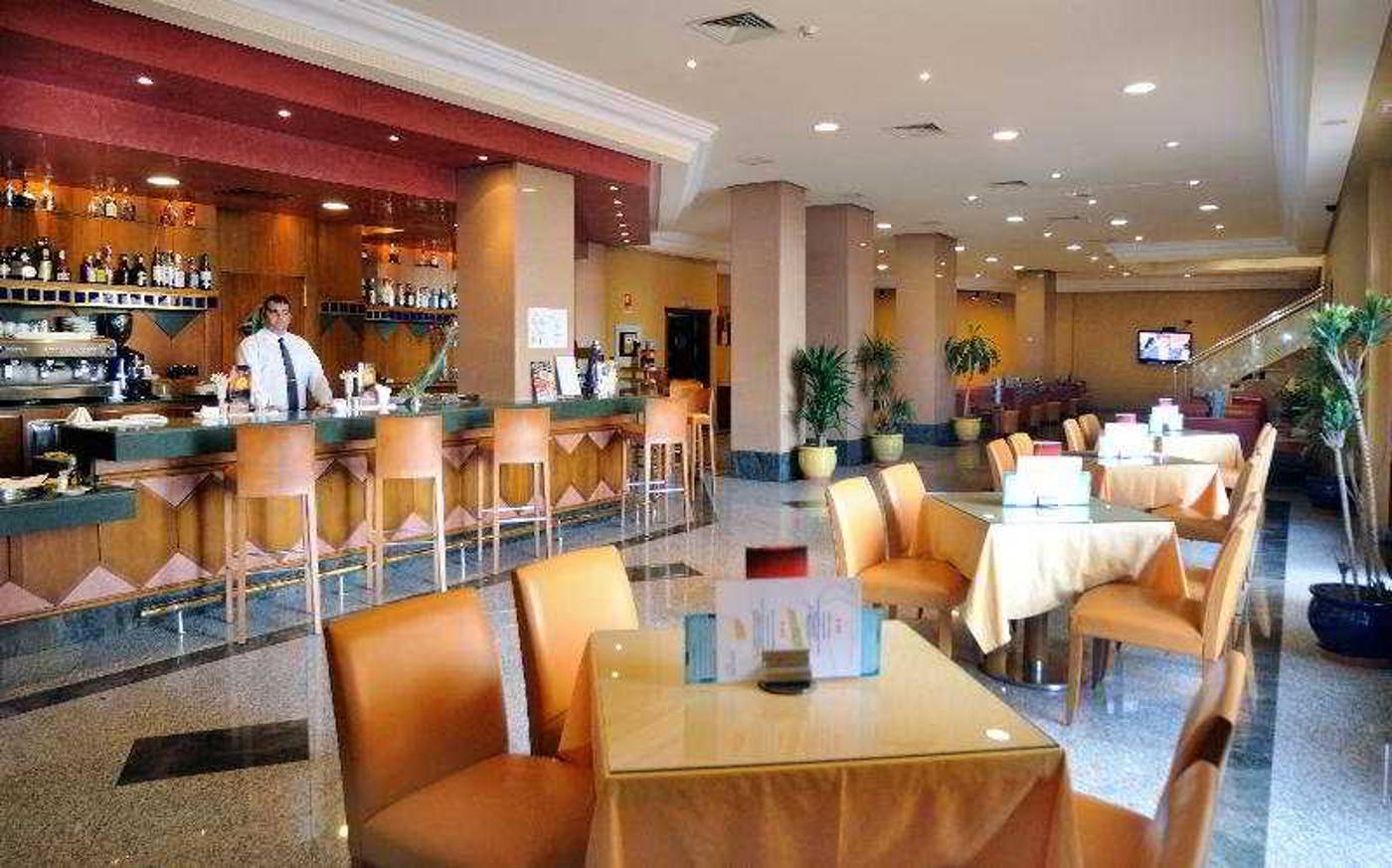 Vistamar-Restaurant-34