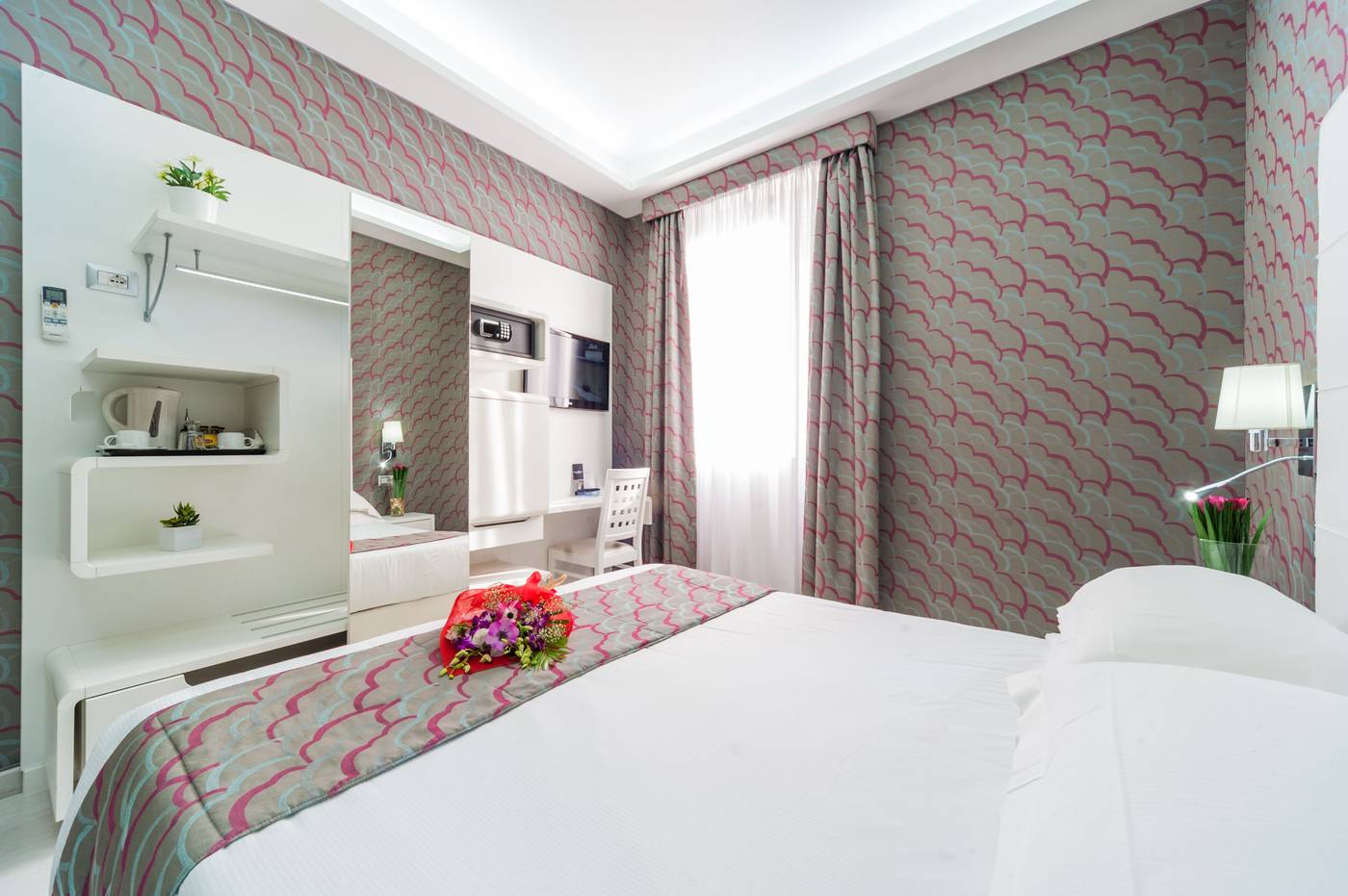 Relais-Trevi-95-Boutique-Hotel-Room-5
