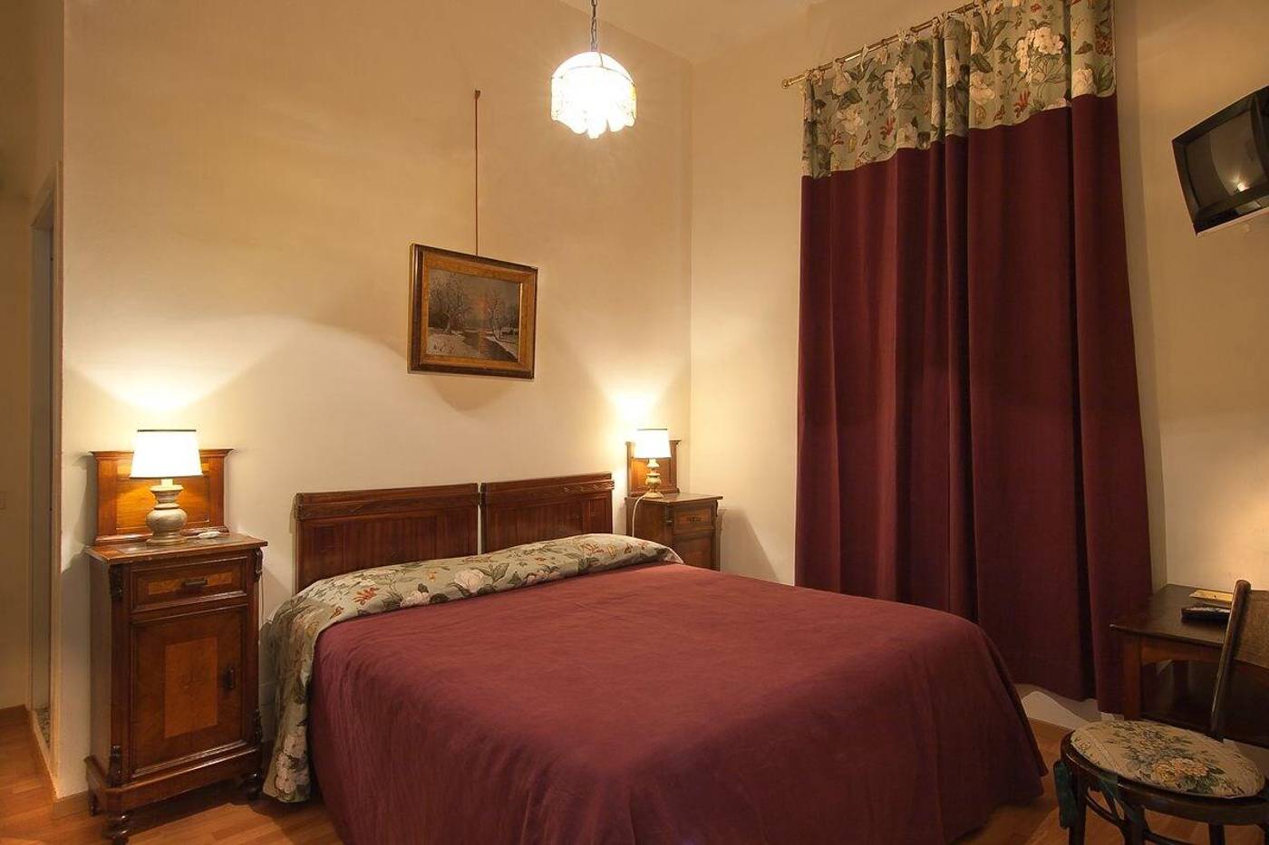 Villa-Fiorita-Room-7