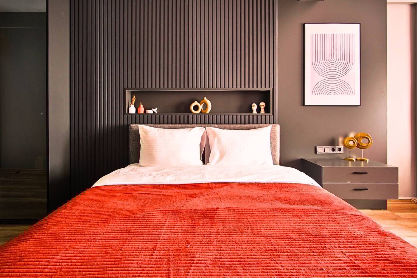 TAKS-INN-Suites-Room-9