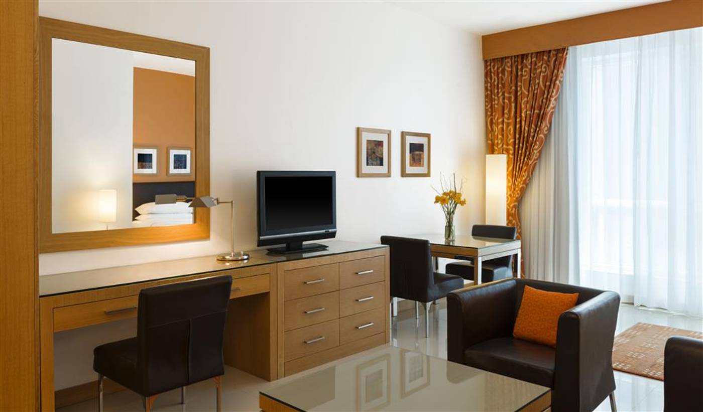 Four-Points-by-Sheraton-Downtown-Dubai-General-view-20