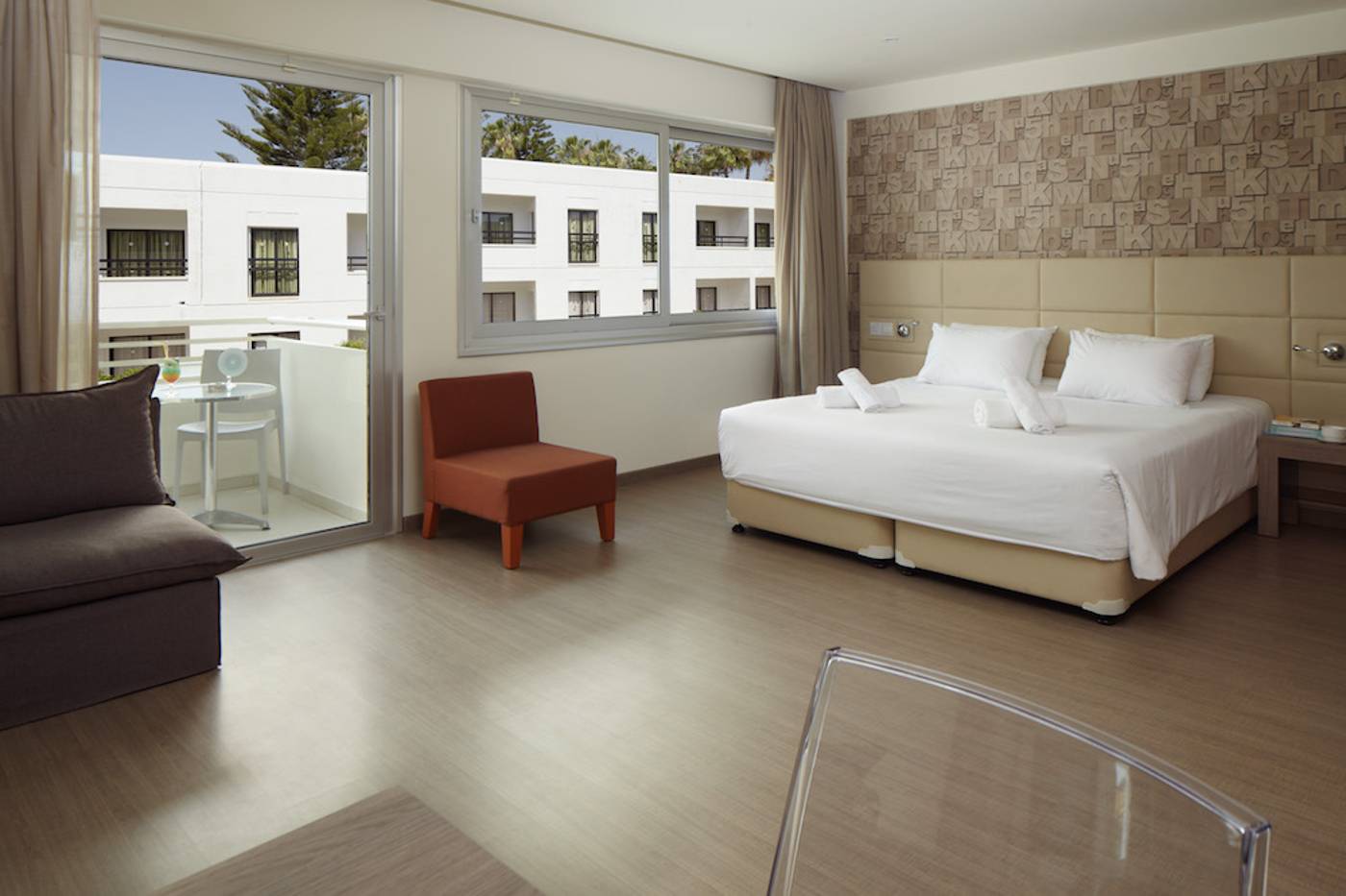 Melpoantio Luxury Suites