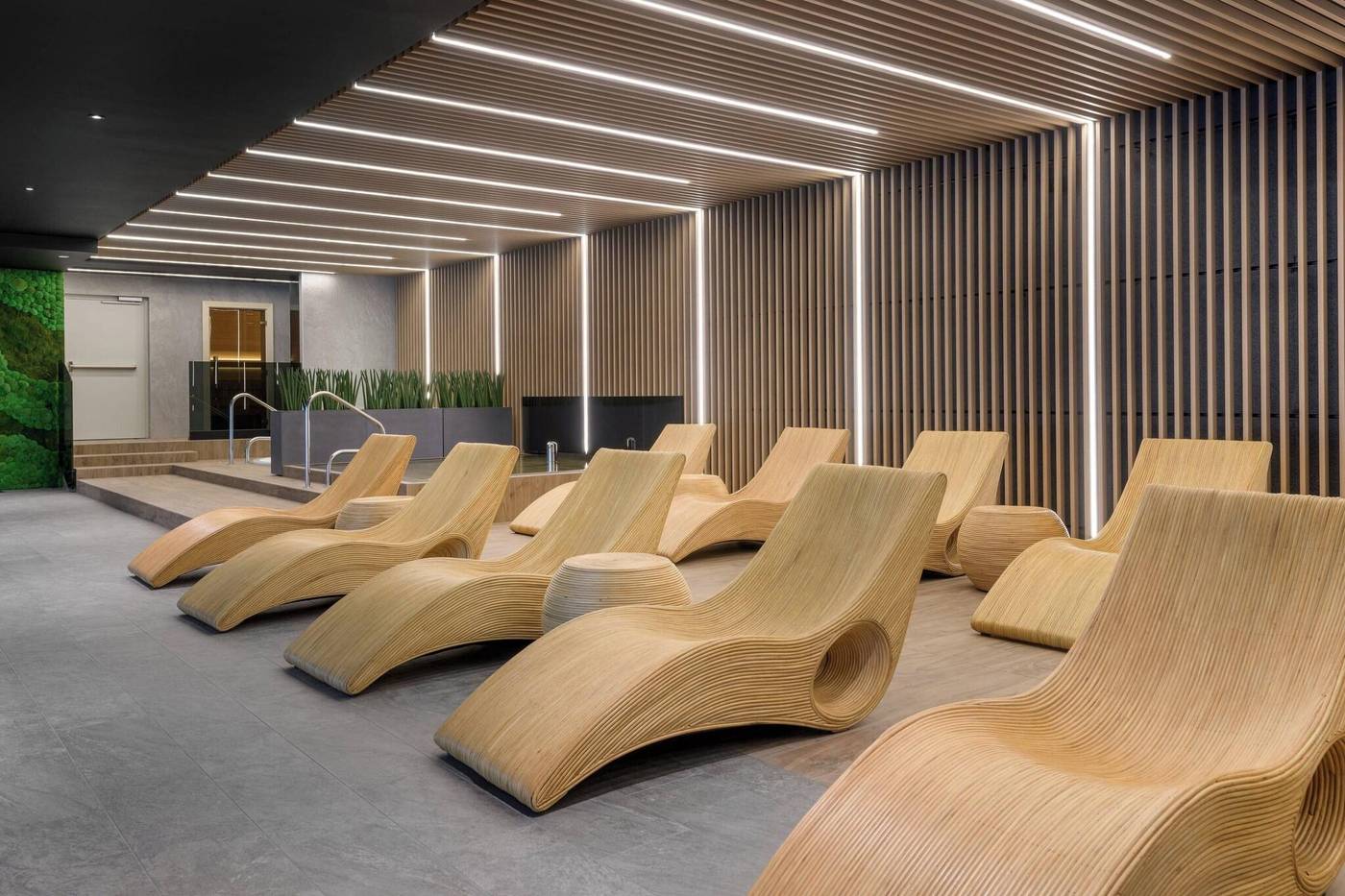 AC-Hotel-by-Marriott-Krakow-Pool-10