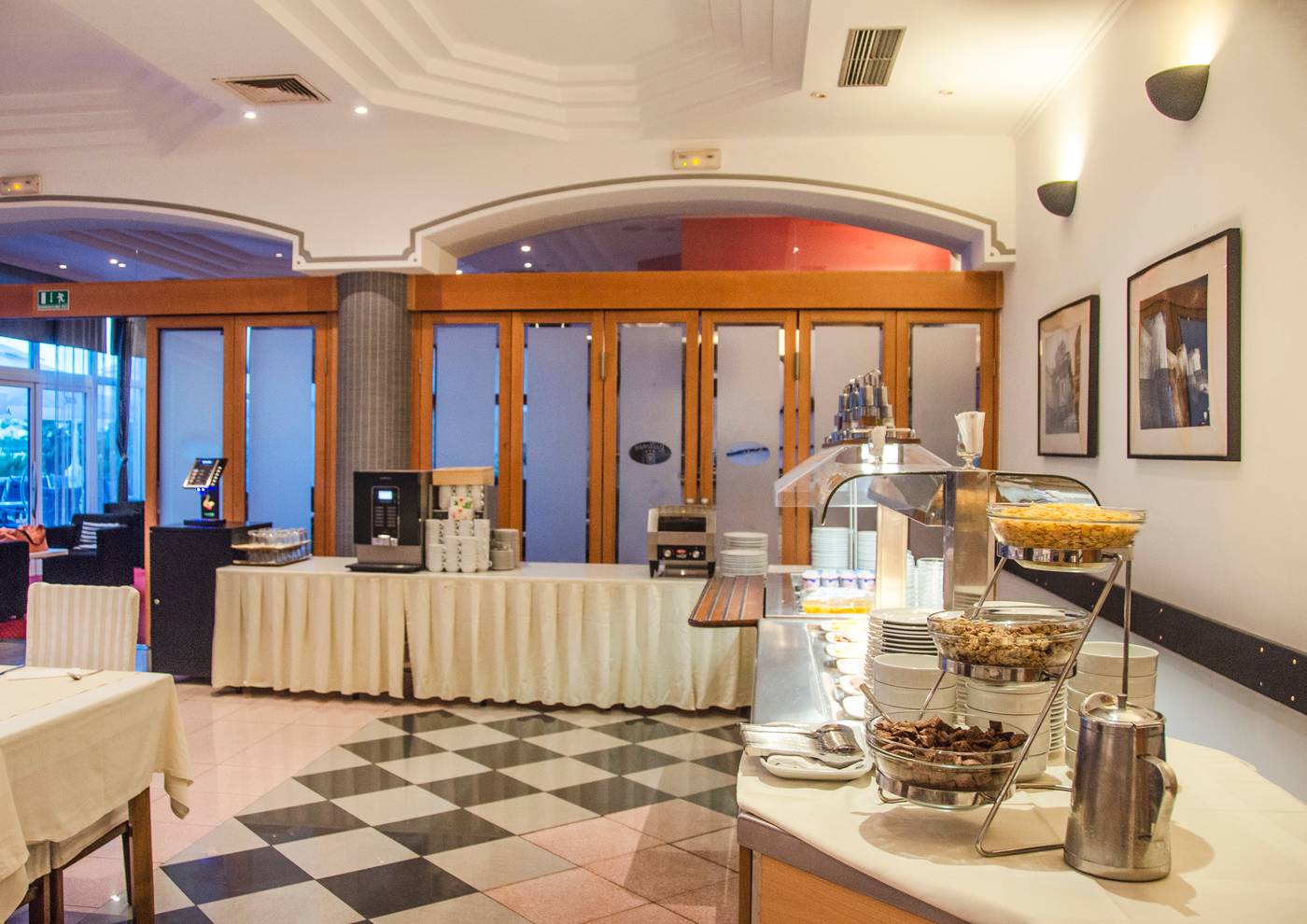 Petka-Hotel-Restaurant-10