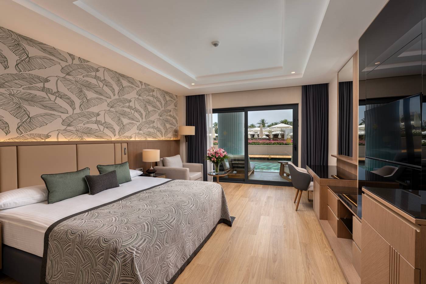 Miracle Resort Hotel