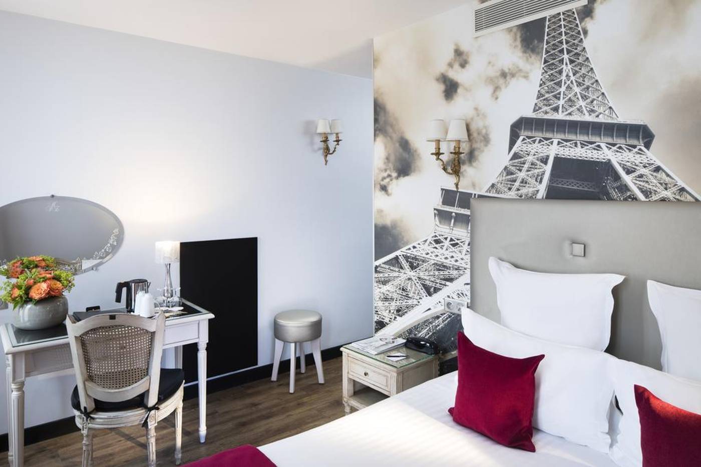 Hotel-Plaza-Elysees-Room-13