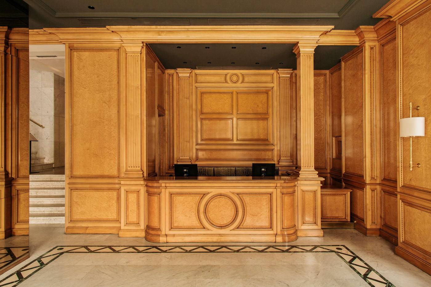 Hotel-Villa-Real-Lobby-9