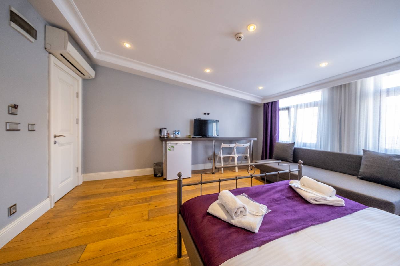 Frame-Galata-Hotel-Room-20
