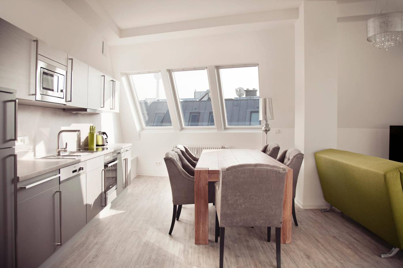 Apartments-Rosenthal-Residence-Room-12