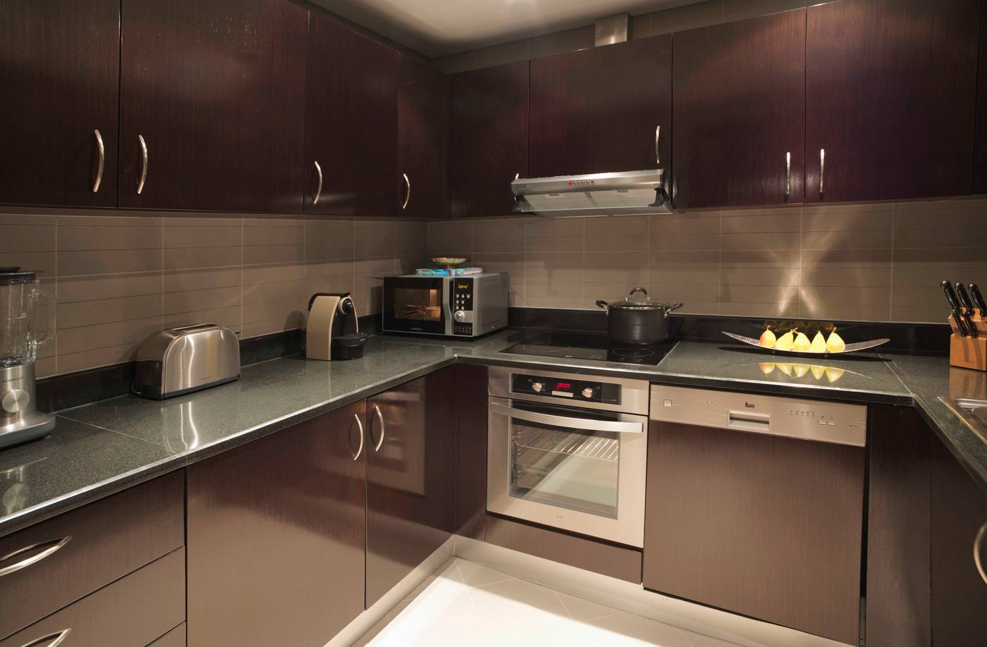 Anantara-The-Palm-Dubai-Resort-Room-46