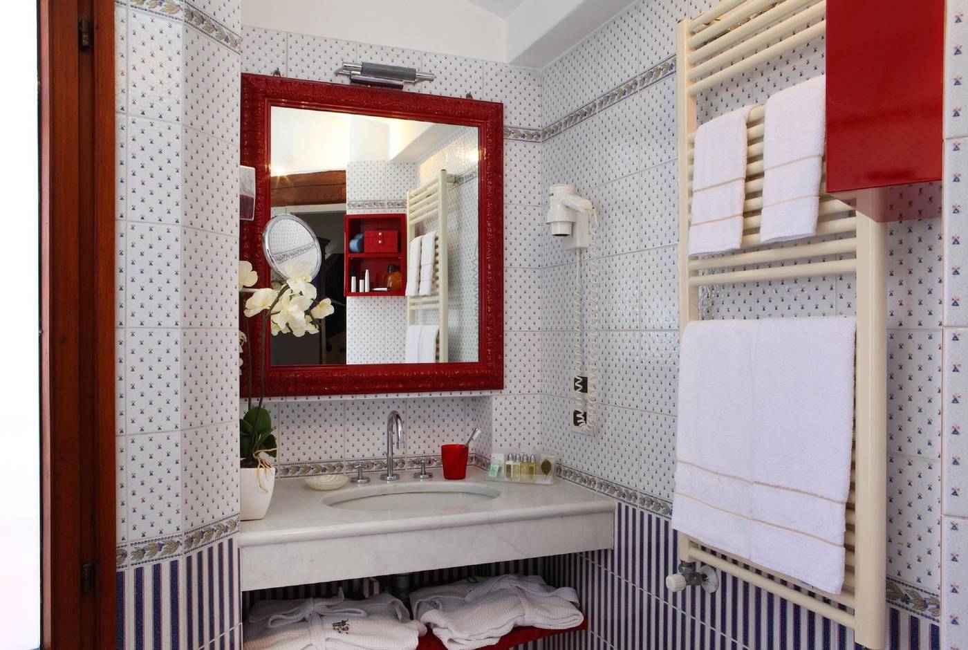 Pensione-Accademia---Villa-Maravege-Room-18