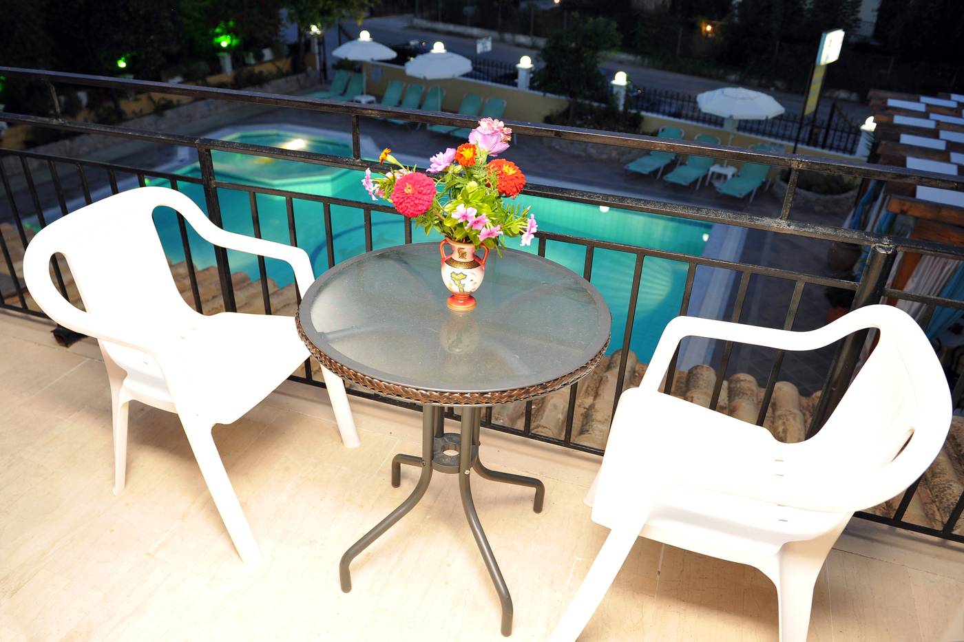 Makis-Apartments-Room-16