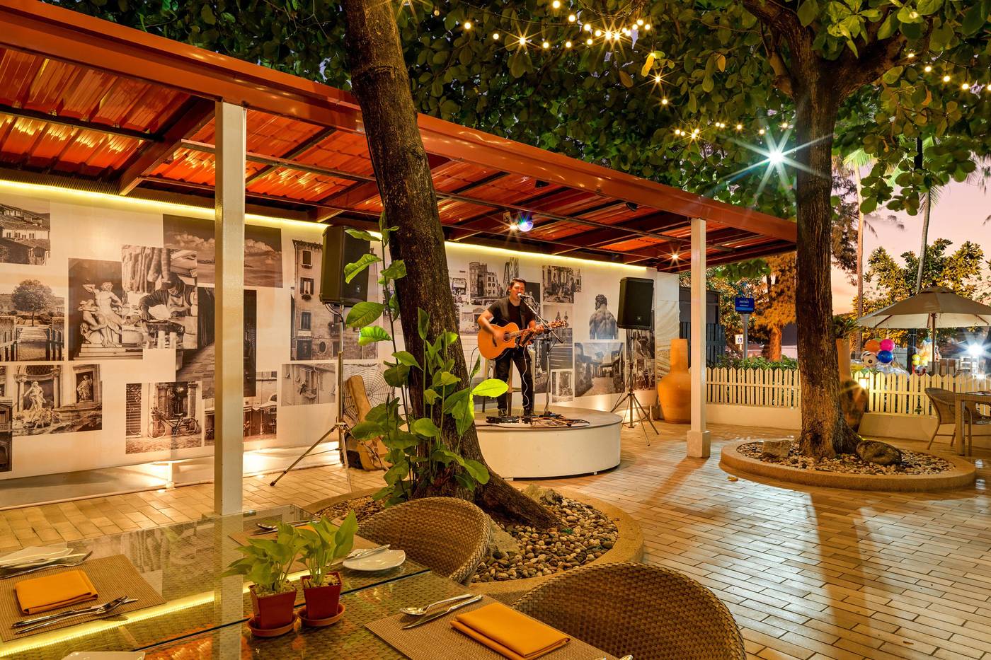 Holiday-Inn-Resort-Phuket-Patong-Restaurant-40