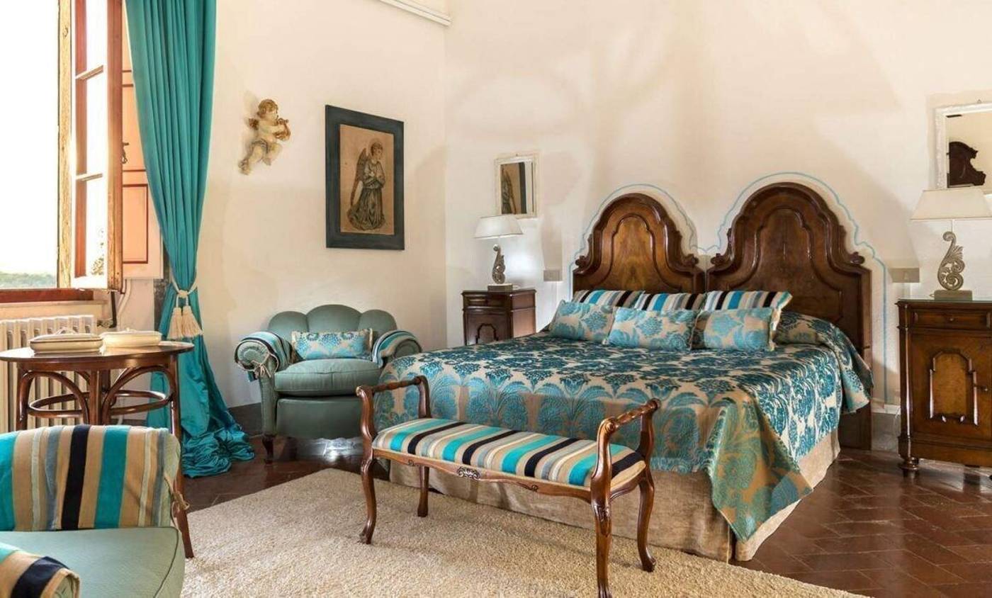 Villa-Vistarenni-Room-4