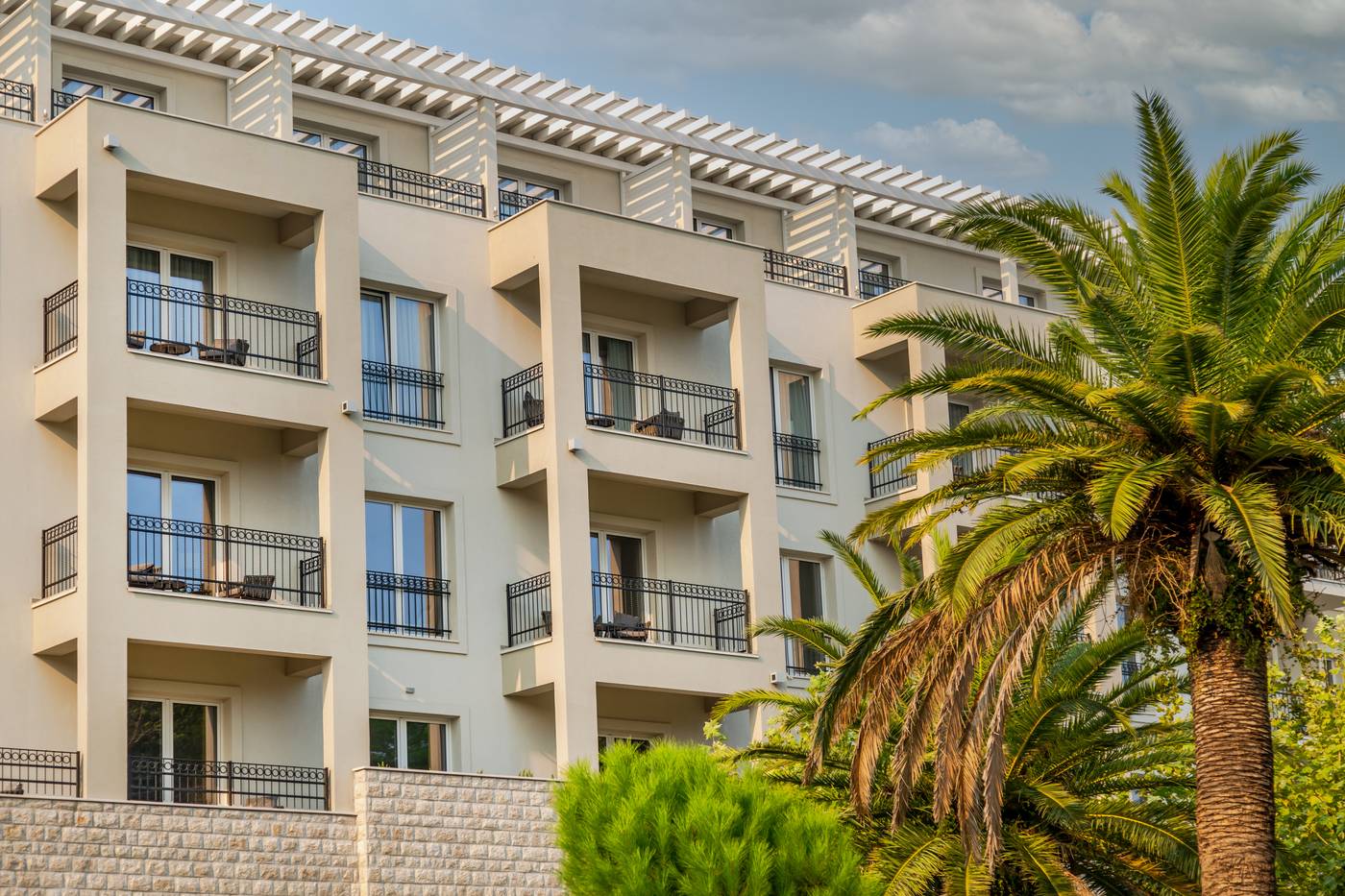 Lazure-Hotel---Marina-General-view-19