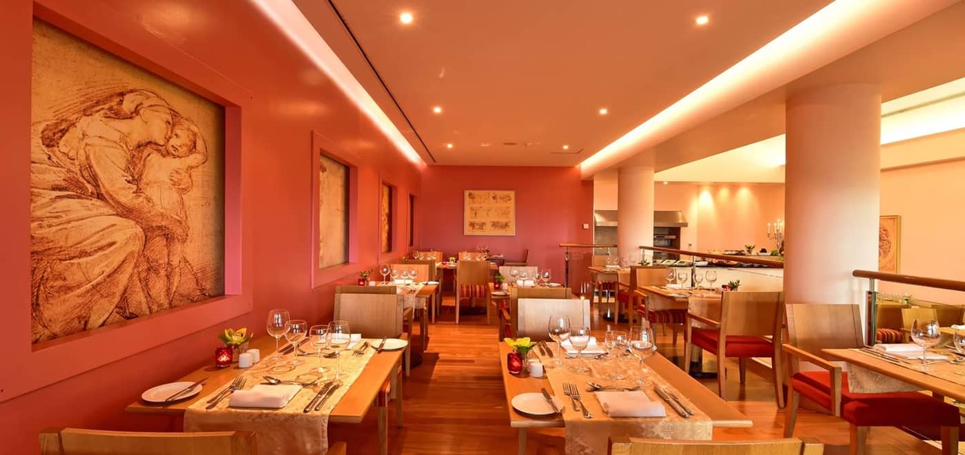 LTI-Pestana-Grand-Ocean-Resort-Hotel-Restaurant-27