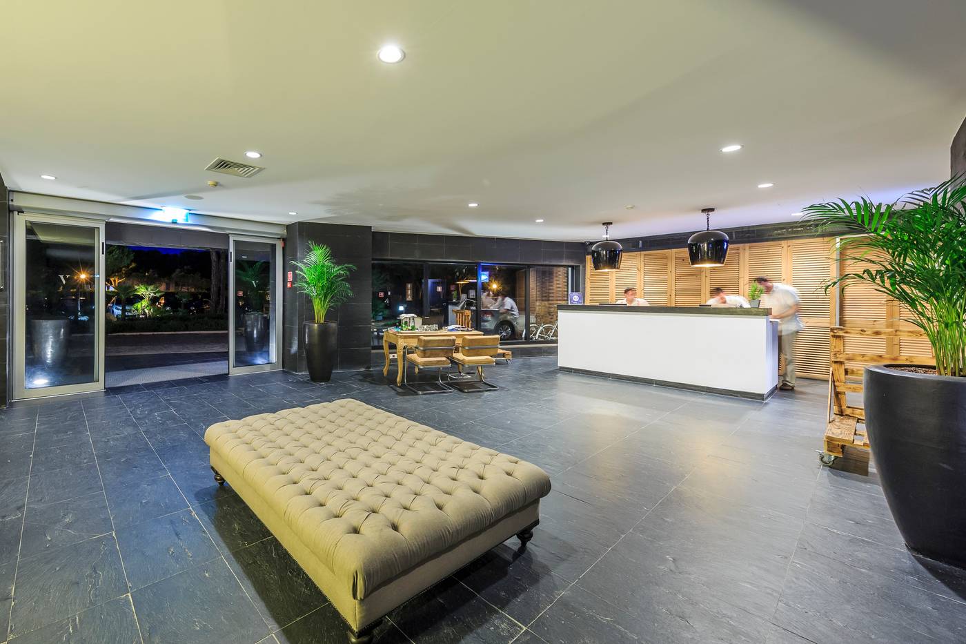 Praia-Verde-Boutique-Hotel---Design-Hotels-Lobby-55