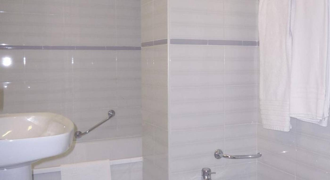 Picos de Europa-Spain-ARENAS DE CABRALES-Room-5