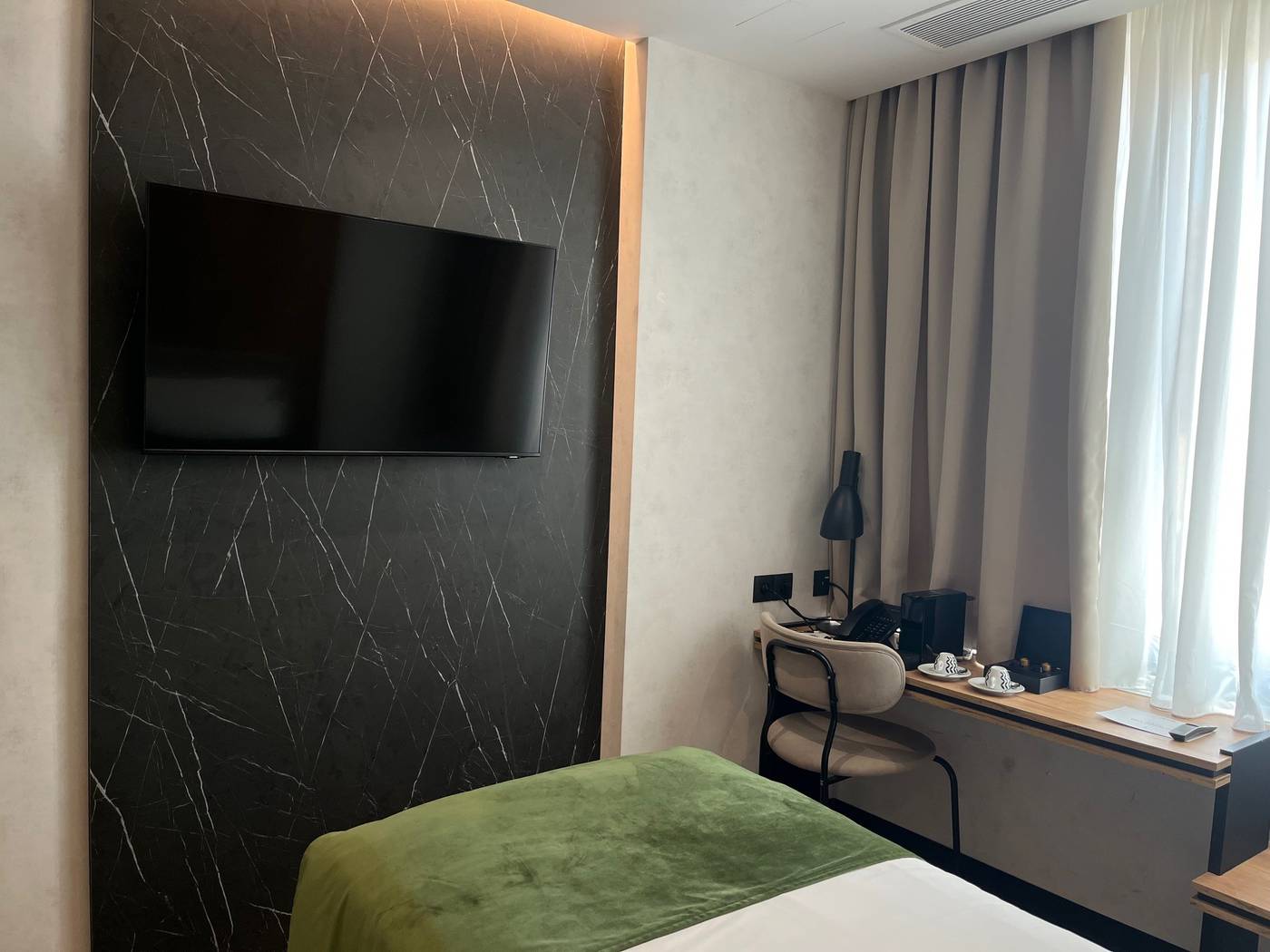 The-Port-Square-Hotel-Room-51