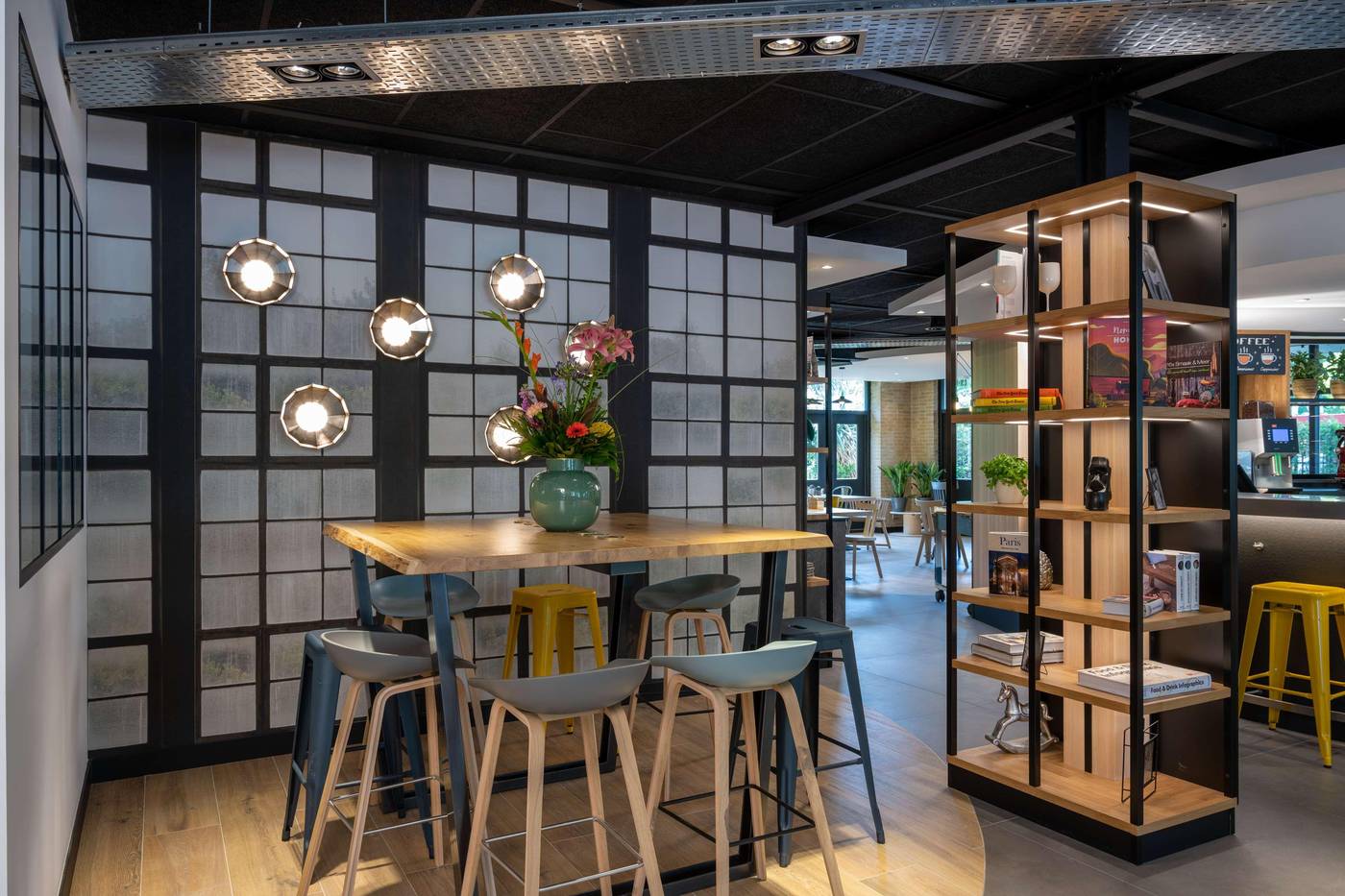 Campanile-Amsterdam-Lobby-11