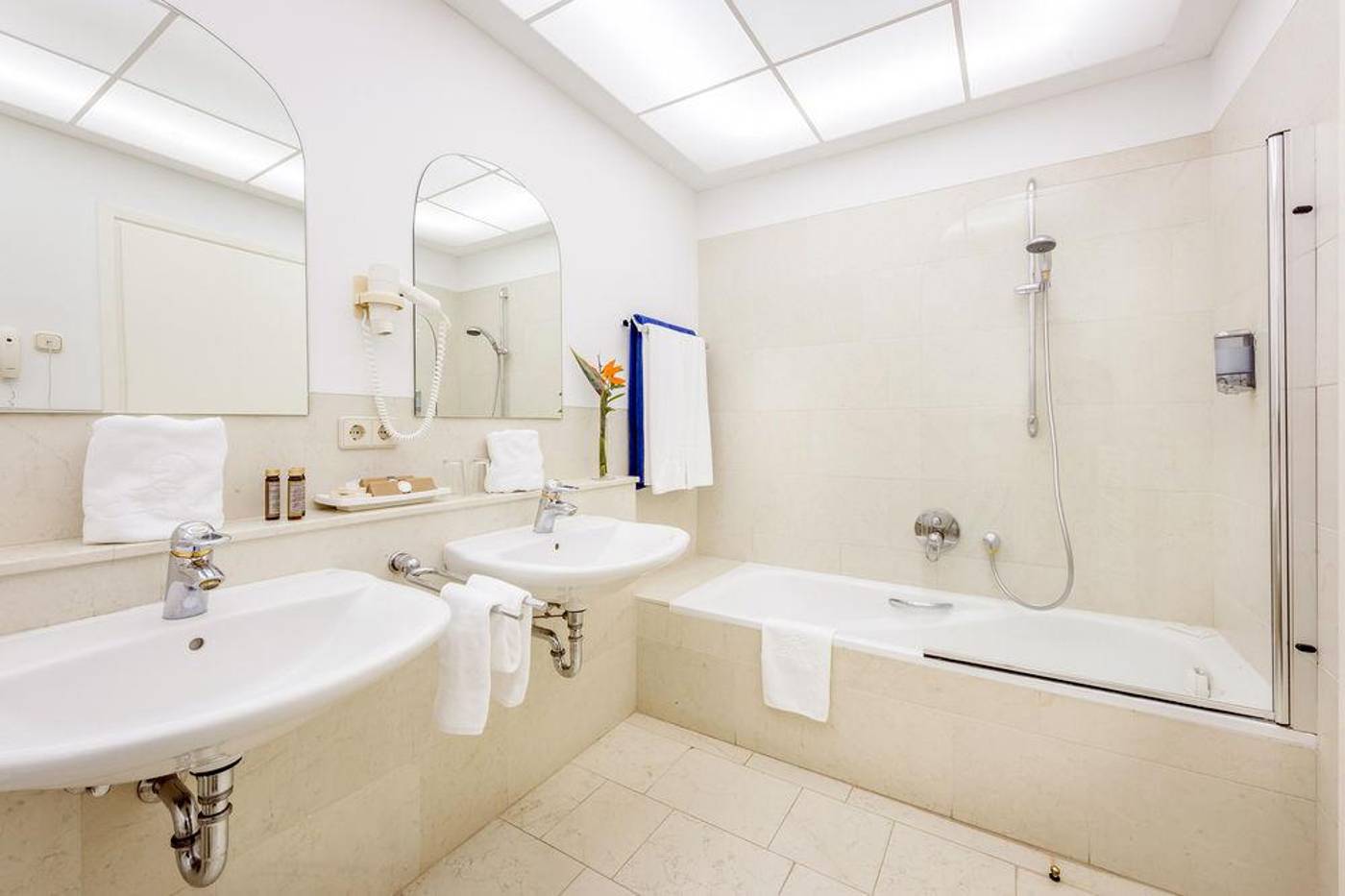 Oceano-Vitality-Hotel---Medical-Spa-General-view-31