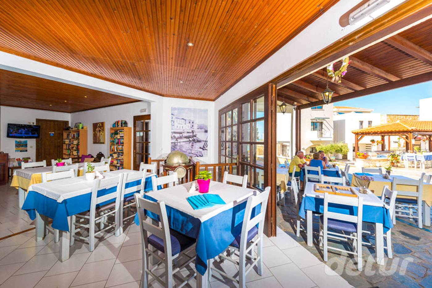 Ledra-Maleme-Restaurant-48