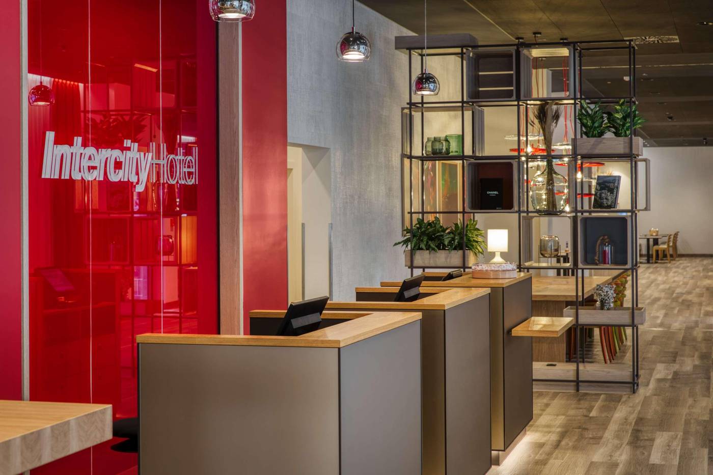 IntercityHotel-Berlin-Airport-BER-Terminal-1-2-Lobby-21