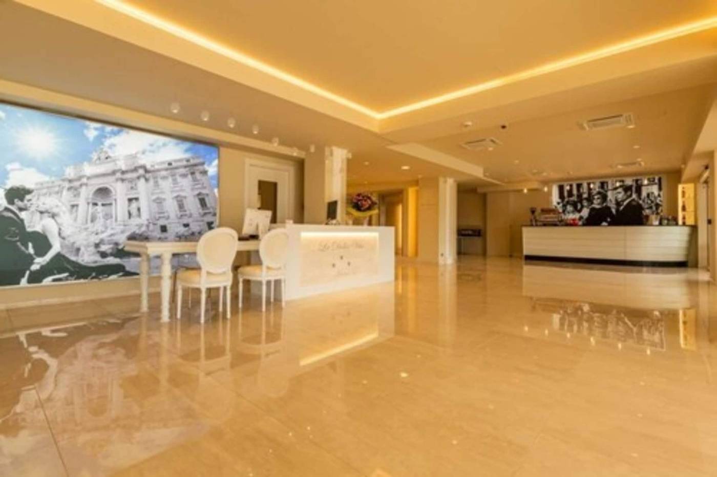 La Dolce Vita Hotel-France-MENTON-Lobby-5